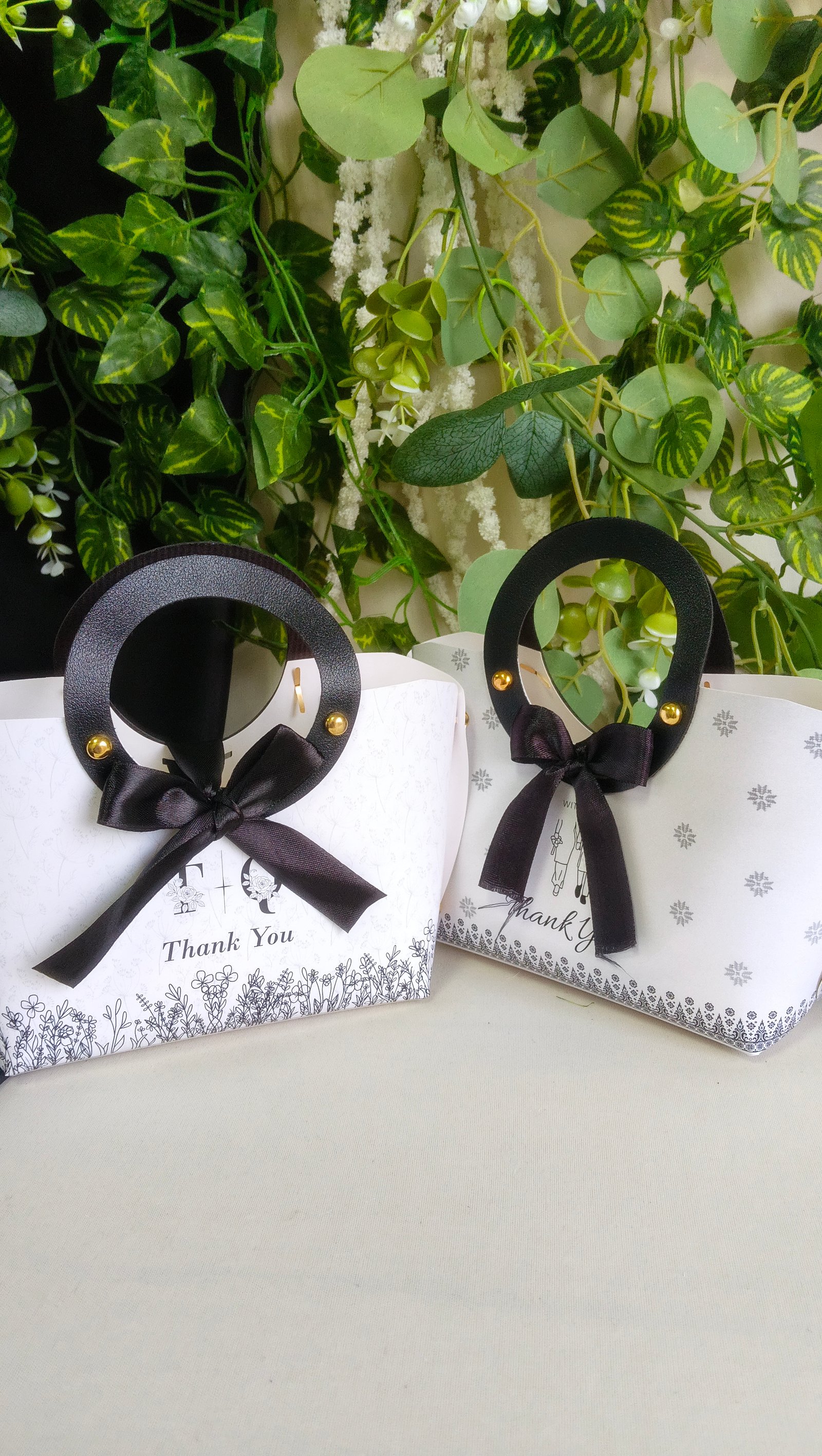 [50 PCS] Doorgift box HANDBAG RIBBON M GOLD (BW) GOODIES/PARTY/EVENT